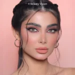 Model wearing 3D Colors Bronze colored contact lenses