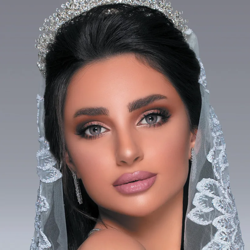 Model wearing MyLense Light Gray colored contact lenses